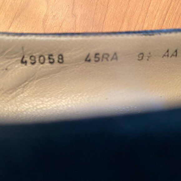 Salvatore Feragamo black shoes - Picture 3 of 3